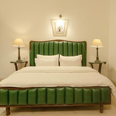 A Mansion Hotel Kashipur Buitenkant foto
