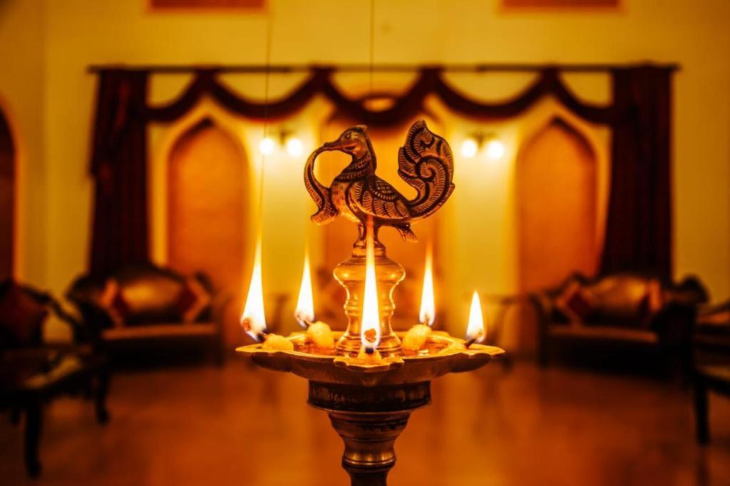 A Mansion Hotel Kashipur Buitenkant foto